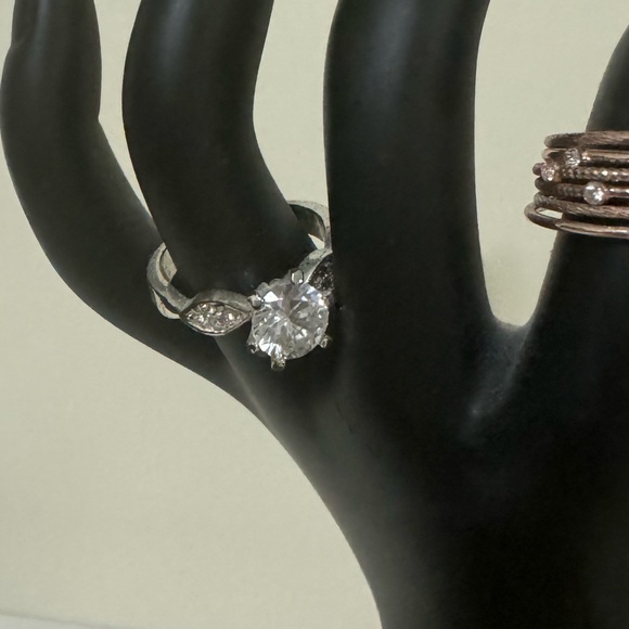 Bundle of Rings - Picture 5 of 8